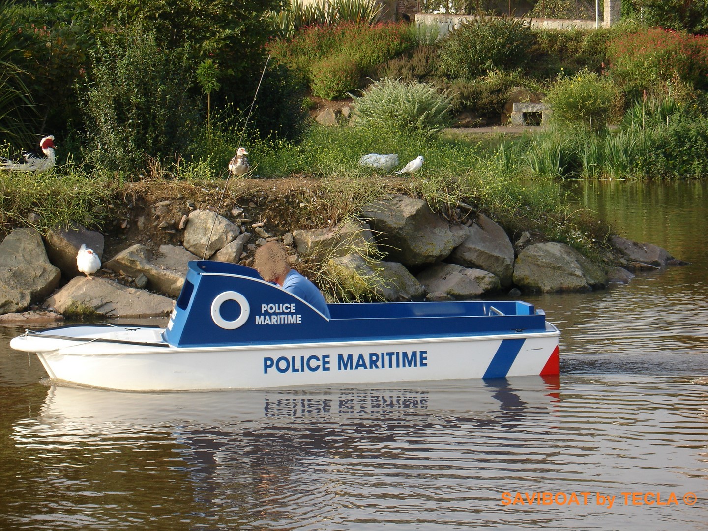 Bateau électrique Saviboat Port Miniature Police