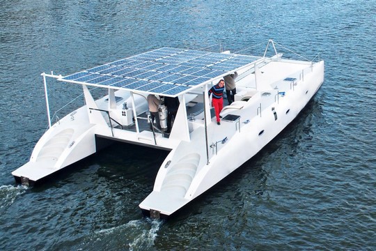 Un catamaran hauturier 100 % lectrique