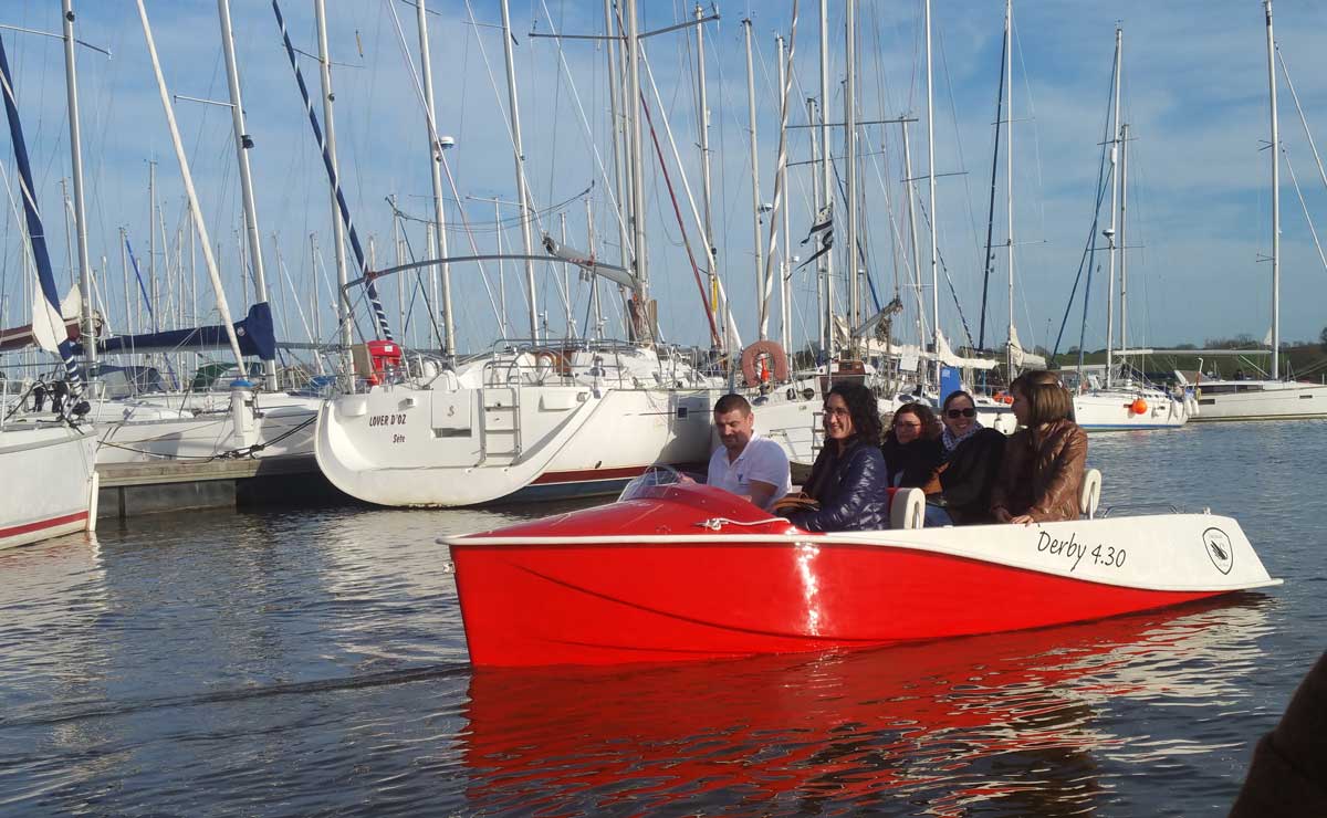 EcolEau lance avec Saviboat la location de bateaux lectriques  La-Roche-Bernard