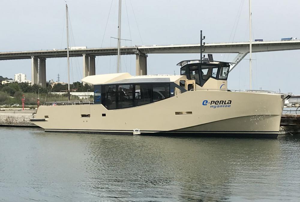 E-Perla : une vedette hybride pour Rocca Croisires 