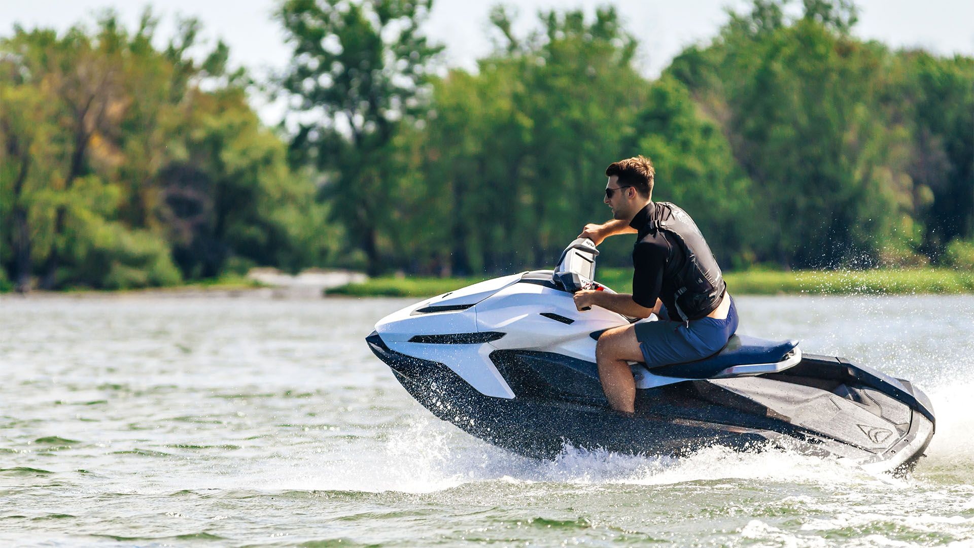 Taiga lance deux nouveaux jetskis lectriques