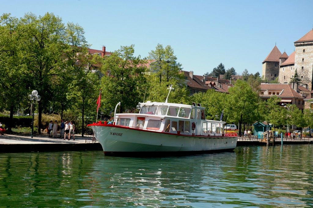 ​GCK va lectrifier la flotte de la Compagnie de Navigation du lac dAnnecy