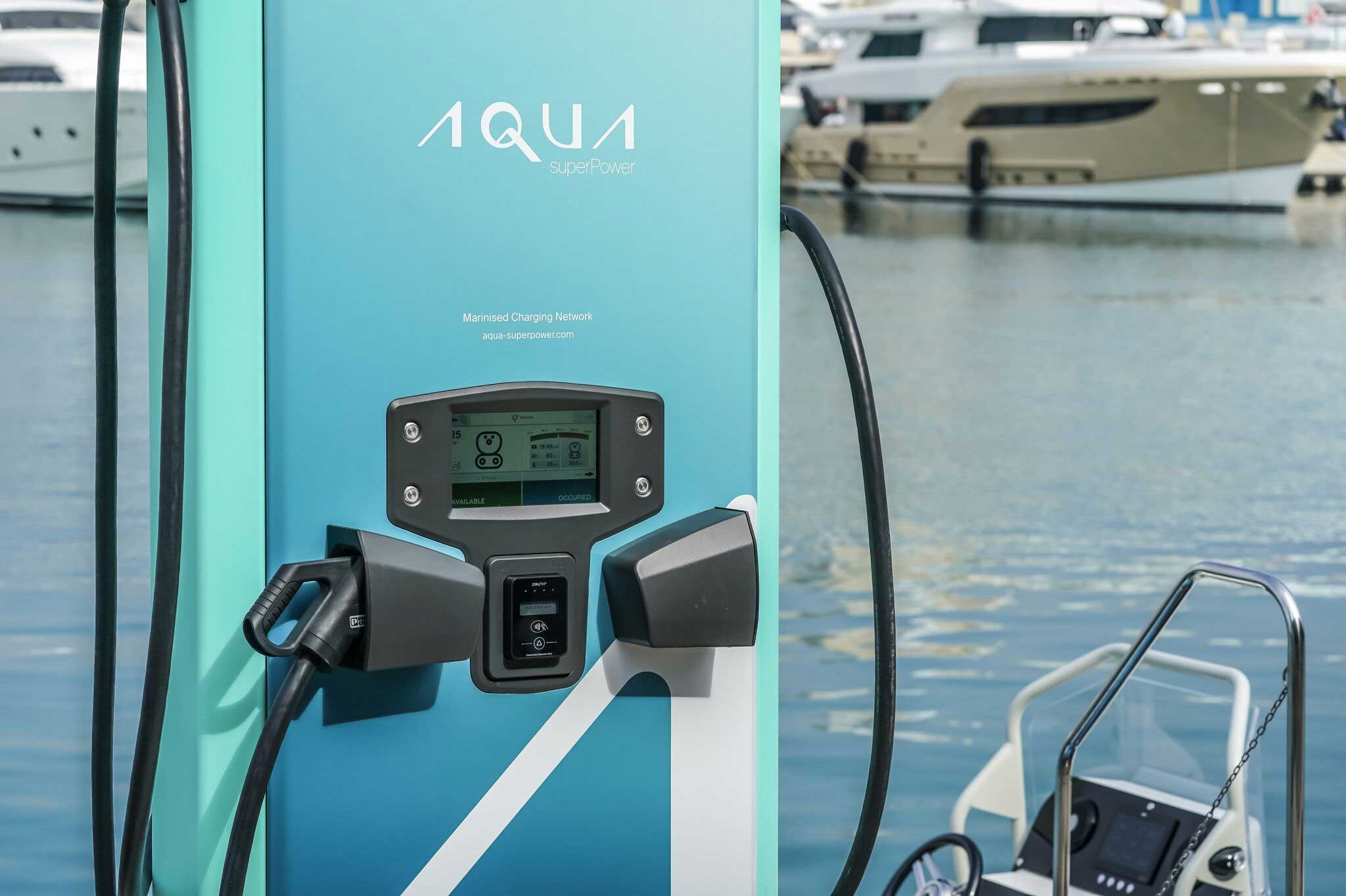 ​Aqua superPower tend son corridor de charge rapide en Espagne