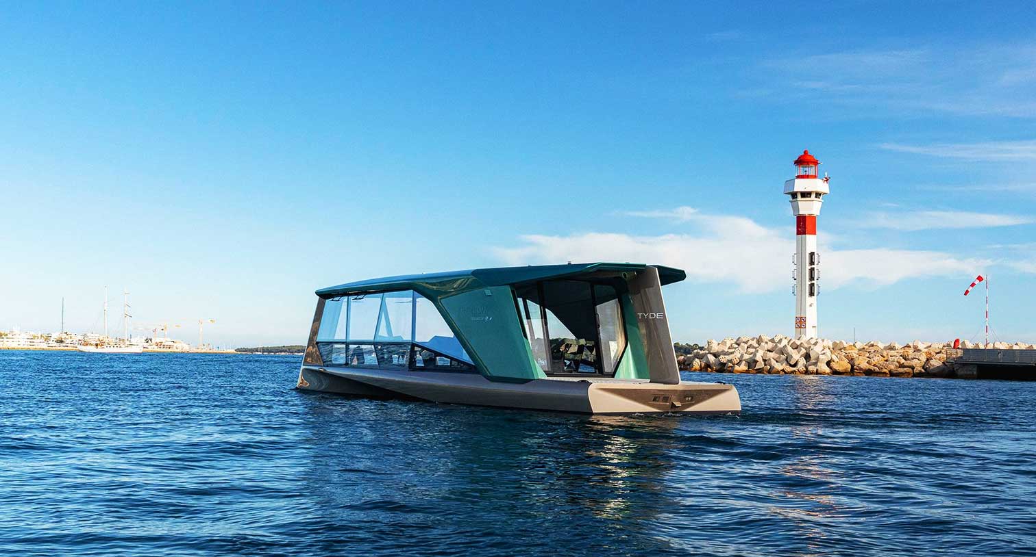 ​BMW présente un bateau électrique au Festival de Cannes