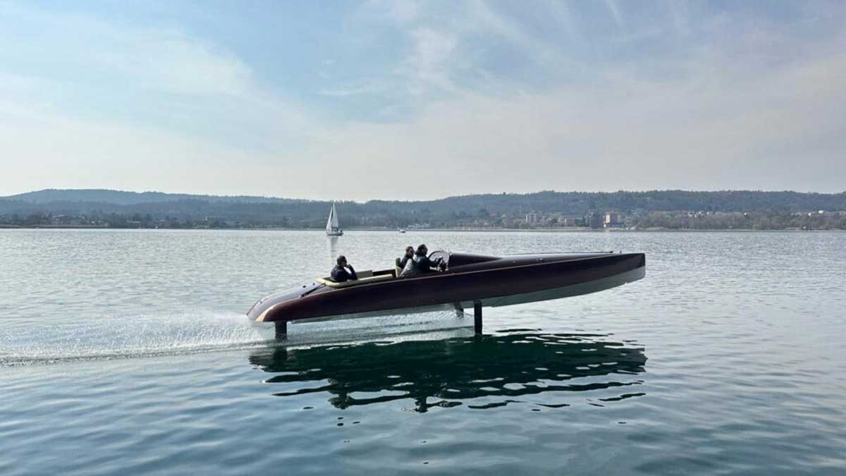 ​Ce bateau lectrique  foils boucle un record historique !