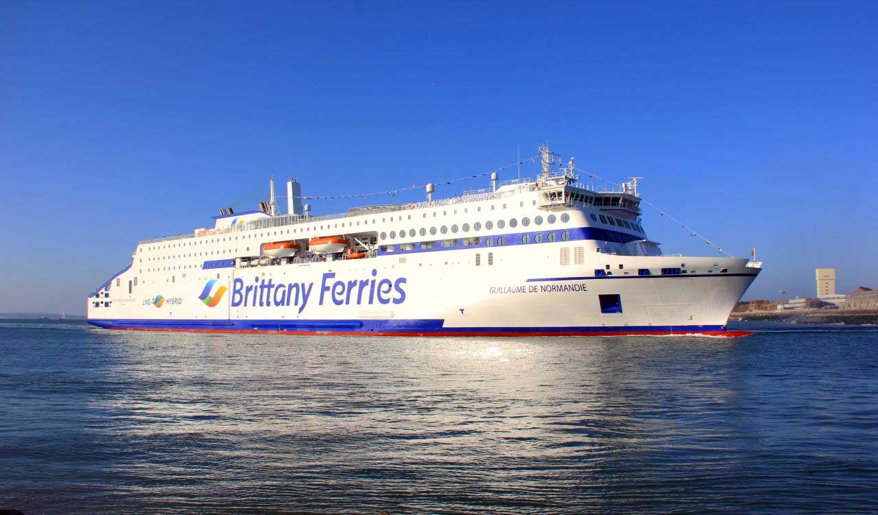 Brittany Ferries inaugure son second navire hybride