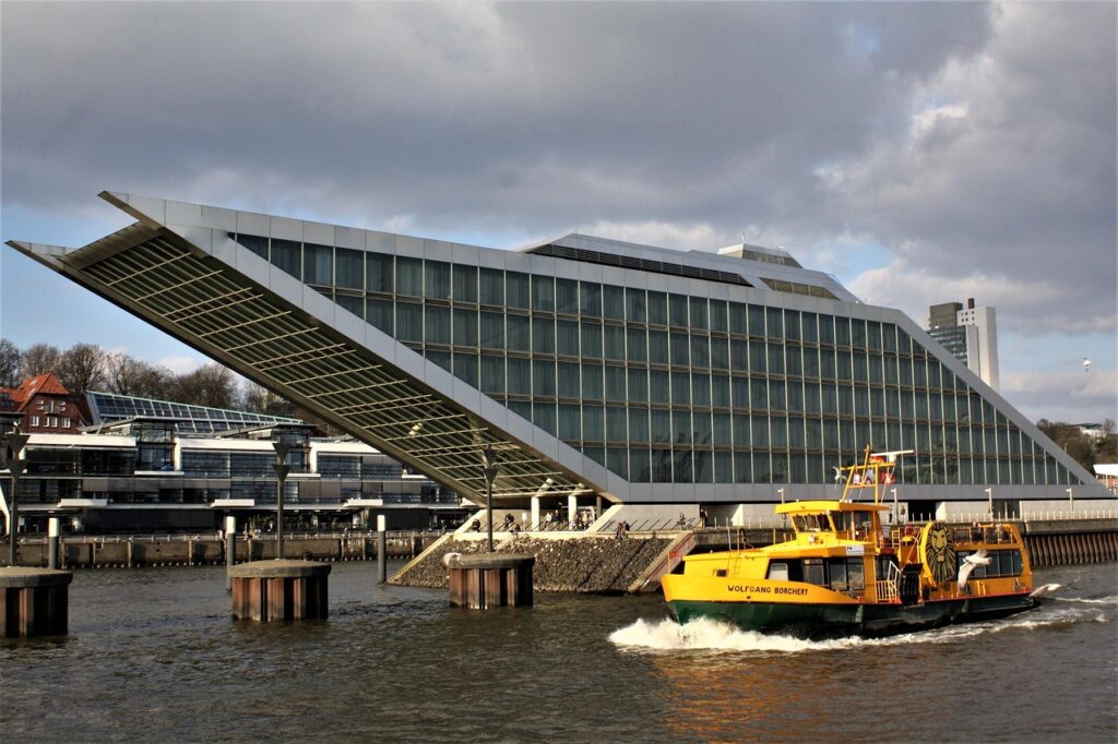 Hambourg commande trois ferries lectriques