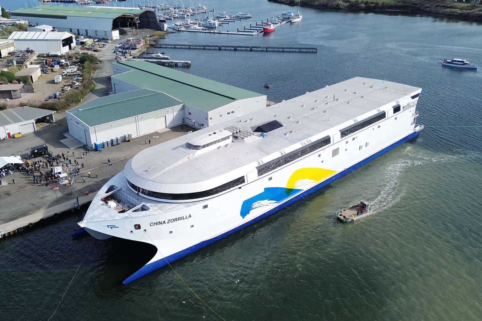 Incat d�bute les tests du plus grand ferry �lectrique au monde