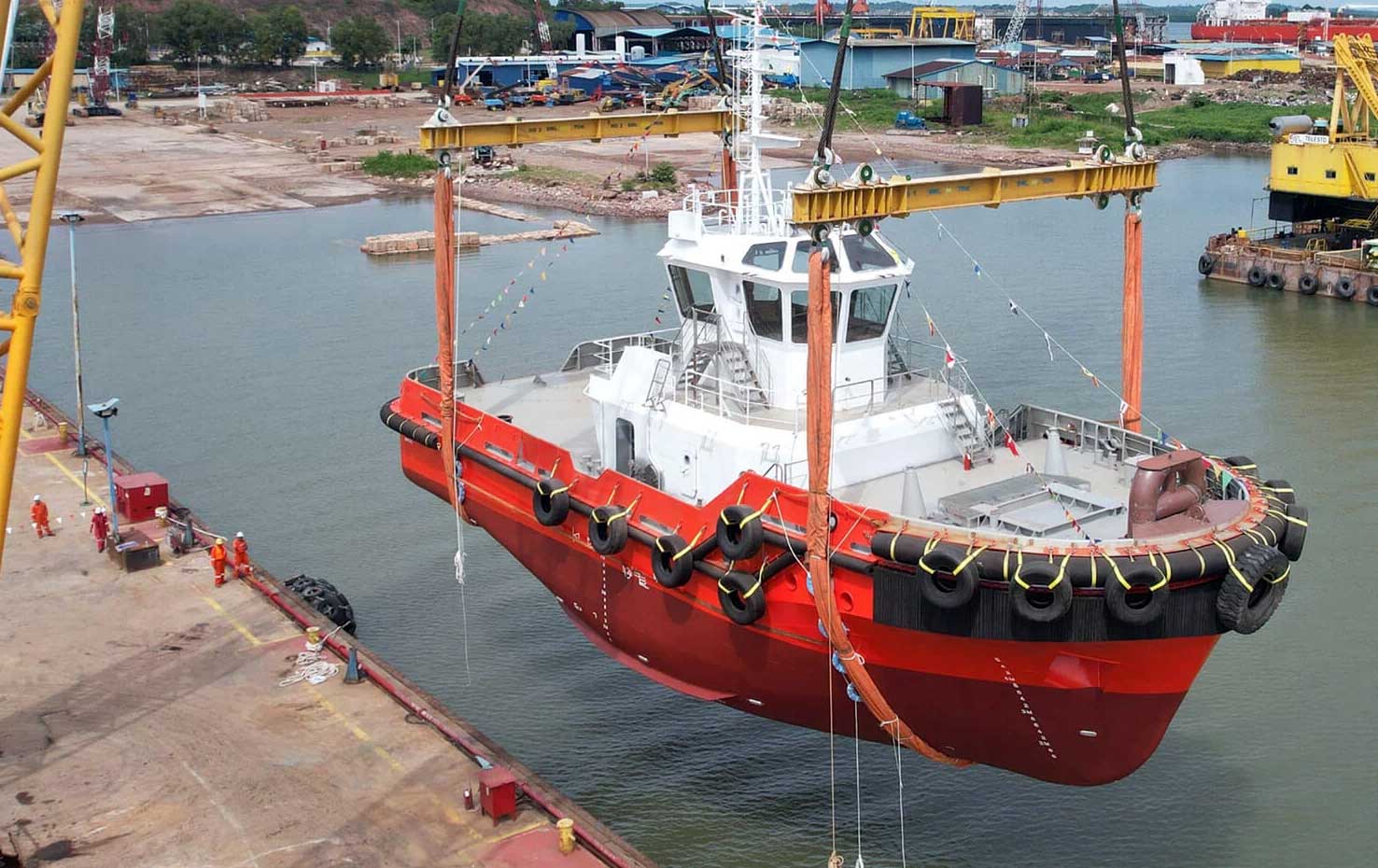 Singapour met à l’eau son premier remorqueur 100 % électrique