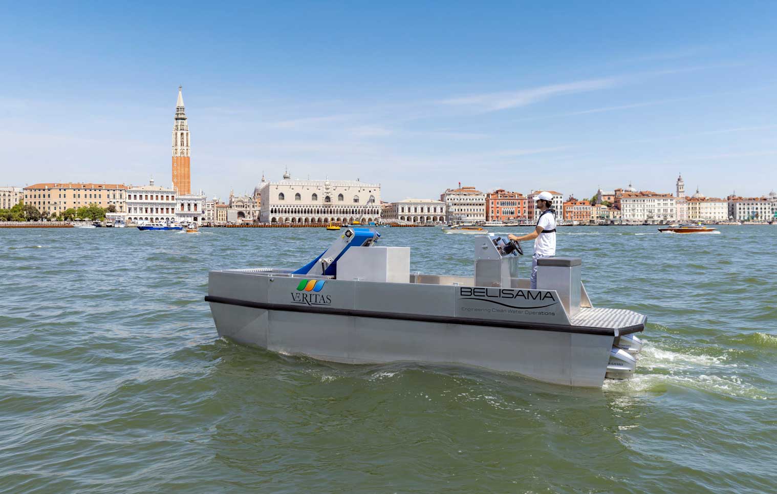 Yamaha et Belisama Yacht s�associent sur un catamaran de travail modulaire